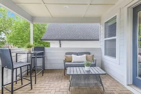 Villa The Brooks House - 6 Mins To Broadway, Firepit Nashville 0*,  USA