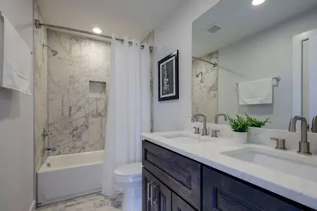 Villa The Brooks House - 6 Mins To Broadway, Firepit Nashville