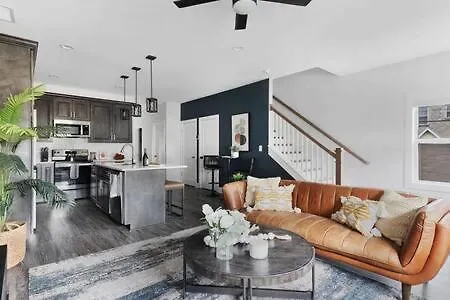 Villa The Brooks House - 6 Mins To Broadway, Firepit Nashville